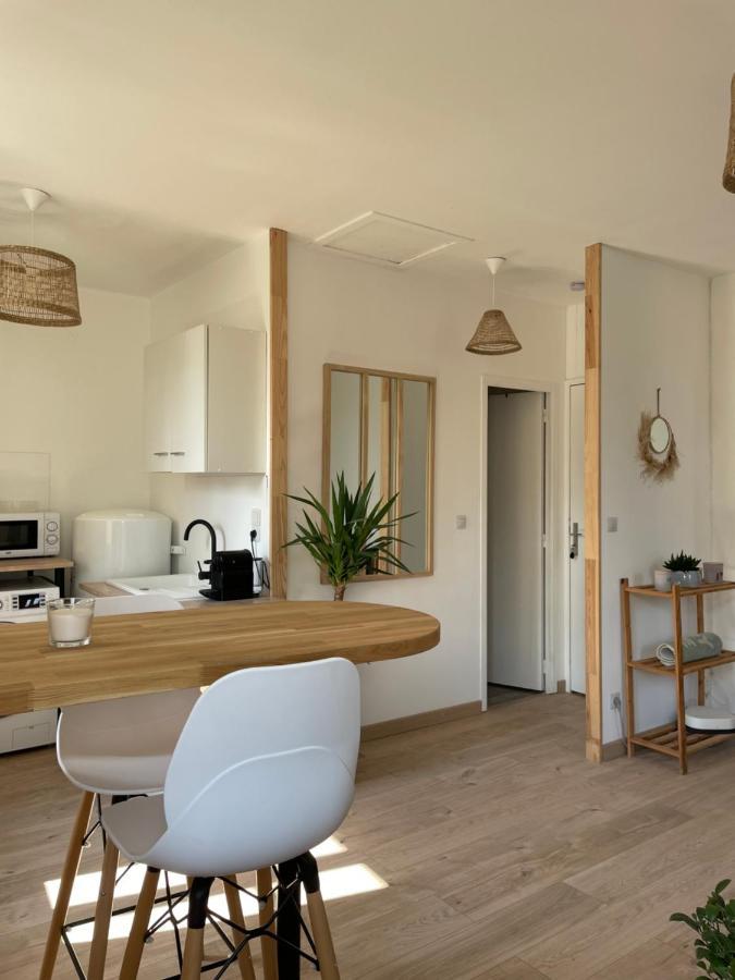 Le Velo Bleu Apartment Троа Екстериор снимка